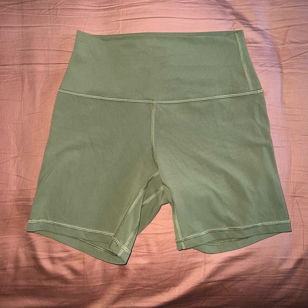 Lululemon 6" Align Short